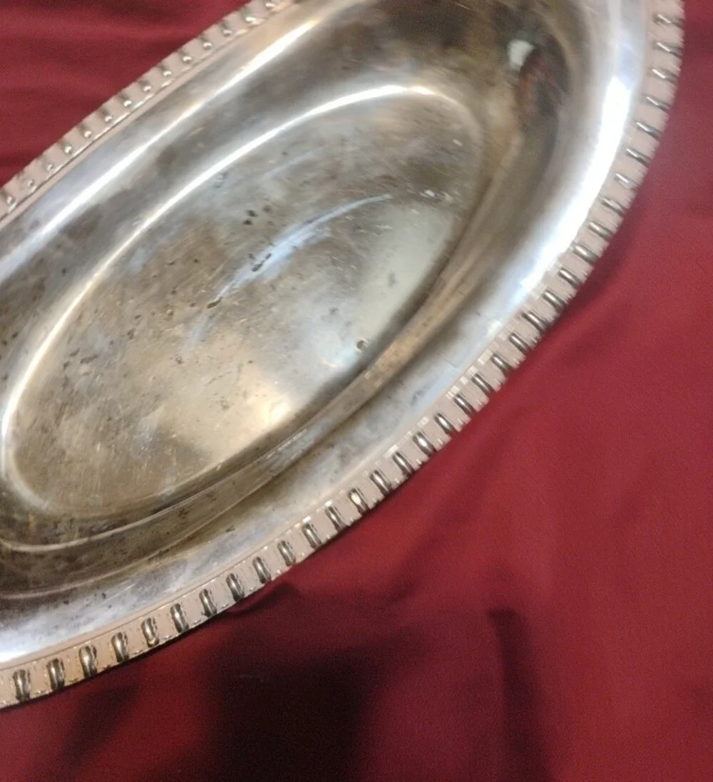 Silver plate Oval Bread Vintàge Serving Tray - Classic Home Dining